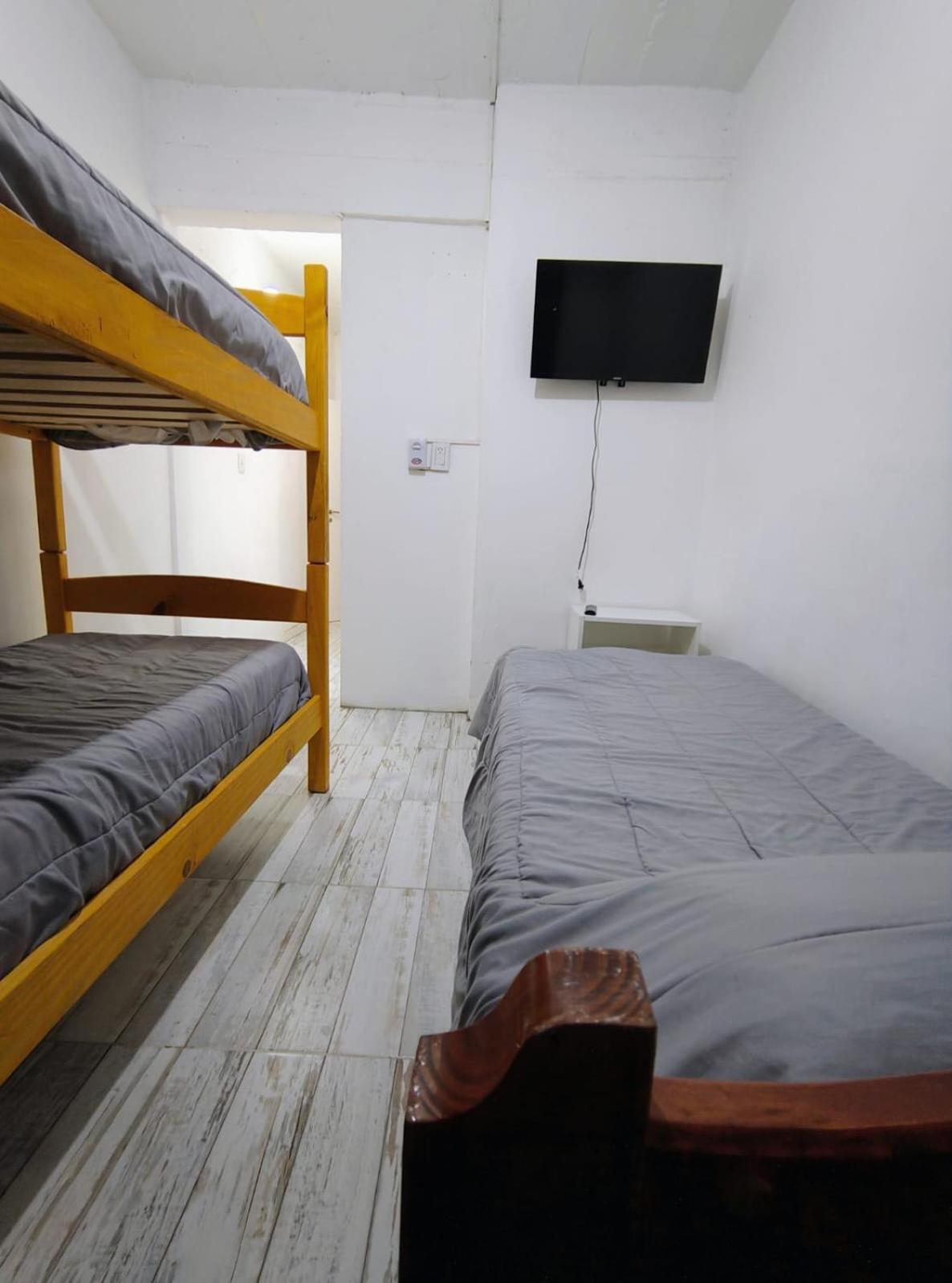 El Faro Hostel 푸에르토마드린 외부 사진